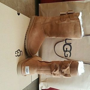 SALE 🔥UGG women's Allegra Bow II